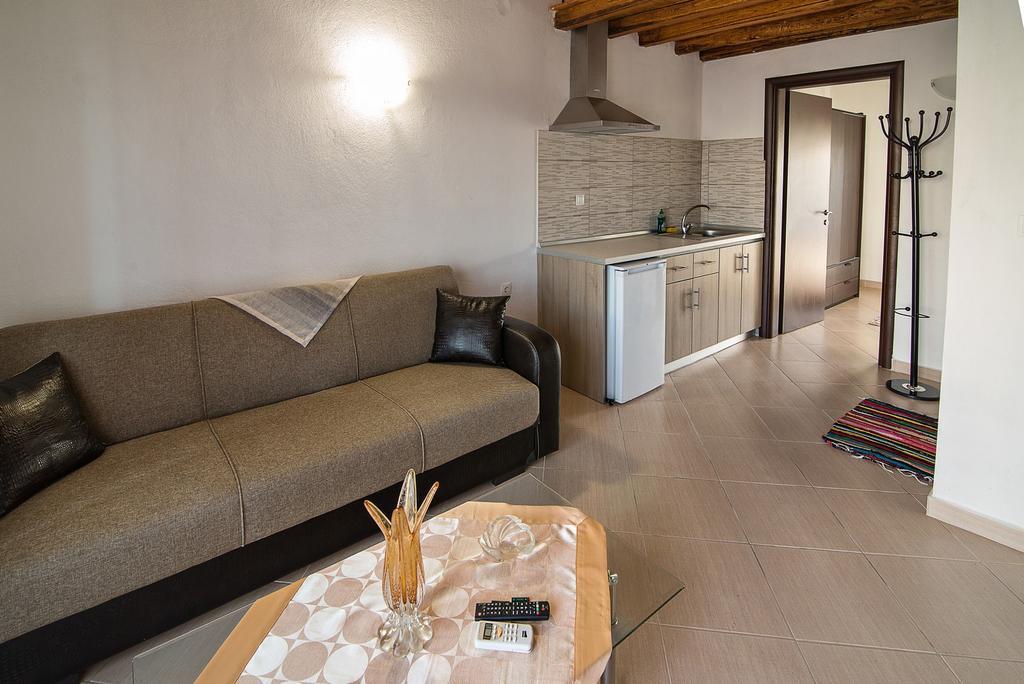Theano Apartments Sarti Extérieur photo